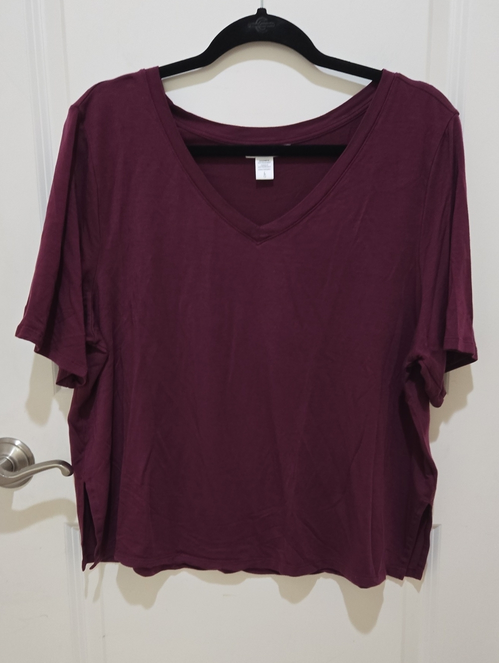 Athleta Plum V-Neck Boxy Short Sleeve Shirt